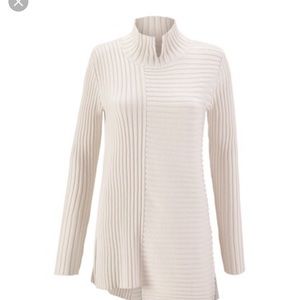 Cabi 2017 d ring sweater new with tags small